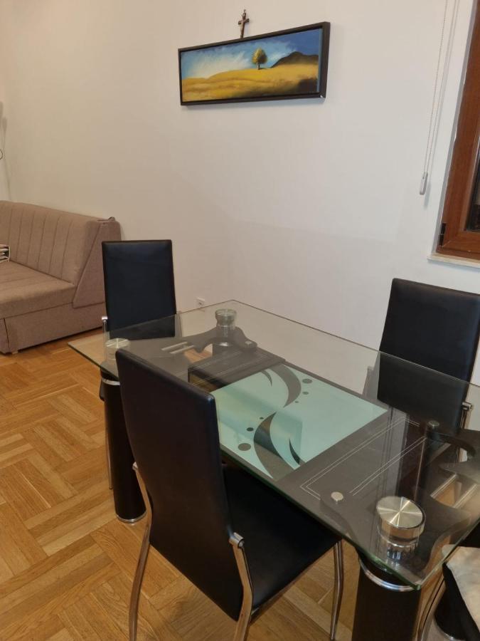 Apartments Sneza Risan Exterior photo